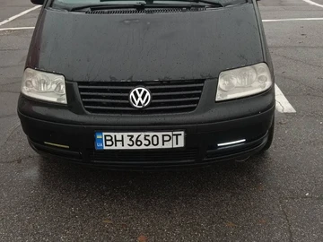 Авто Volkswagen Sharan 2002 № 8201119