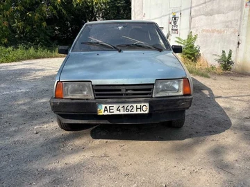 Авто ВАЗ 2109 2002 № 8201265