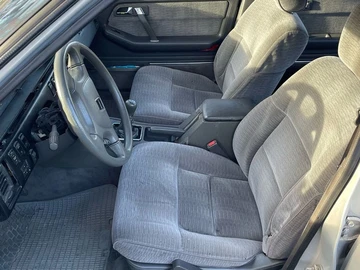 Авто Mazda 929 1990 № 8201277