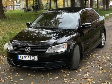 Авто Volkswagen Jetta 2012 № 8201398