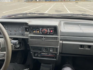 Авто ВАЗ 2109 1991 № 8201425