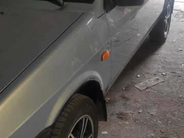 Авто ВАЗ 21099I 2004 № 8201496