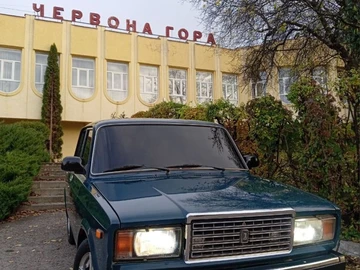 Авто ВАЗ 2107 2004 № 8201501