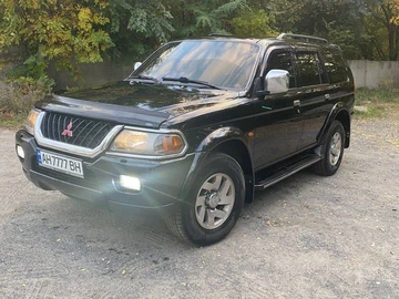 Авто Mitsubishi Pajero Sport 2000 № 8201526