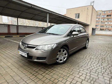 Авто Honda Civic 2007 № 8201550