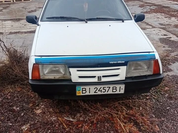 Авто ВАЗ 2109 1993 № 8201570