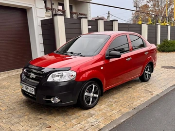 Авто Chevrolet Aveo 2006 № 8201647