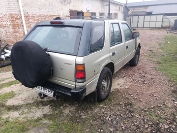 Авто Isuzu Rodeo 1994 № 8201661