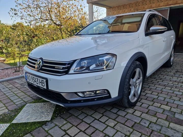 Авто Volkswagen Passat Variant 2014 № 8201681