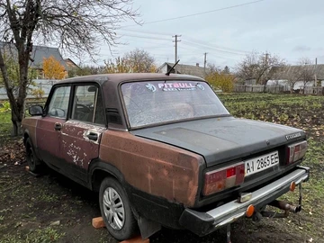 Авто ВАЗ 2105 1986 № 8201684