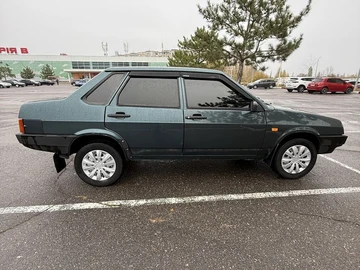 Авто ВАЗ 21099I 2004 № 8201715
