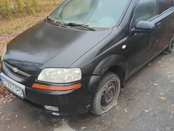 Авто Chevrolet Aveo 2005 № 8202160