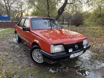 Авто Opel Ascona 1985 № 8202172