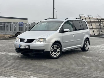 Авто Volkswagen Touran 2004 № 8202229