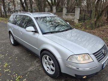 Авто Volkswagen Passat Variant 2004 № 8202240