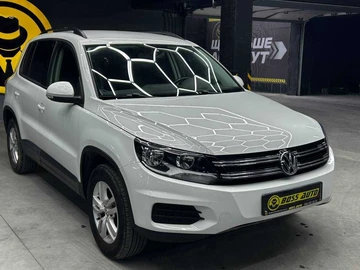 Авто Volkswagen Tiguan 2017 № 8202254