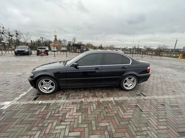 Авто BMW 3 Серия 2004 № 8202264