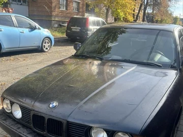Авто BMW 5 Серия 1989 № 8202366