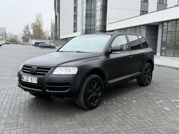 Авто Volkswagen Touareg 2005 № 8202448