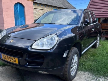 Авто Porsche Cayenne 2005 № 8202452