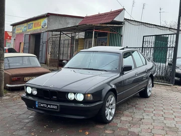 Авто BMW 7 Серия 1993 № 8202493