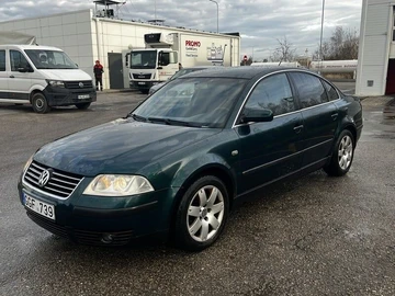 Авто Volkswagen Passat Sedan 2003 № 8202512