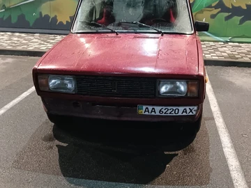 Авто ВАЗ 2105 1984 № 8202569