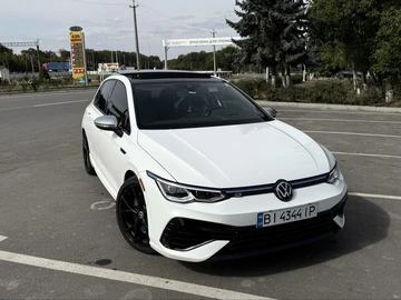 Авто Volkswagen Golf 2024 № 8202617