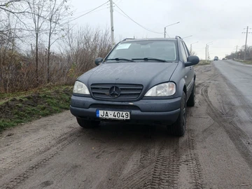Авто Mercedes Ml Серия 2002 № 8202632