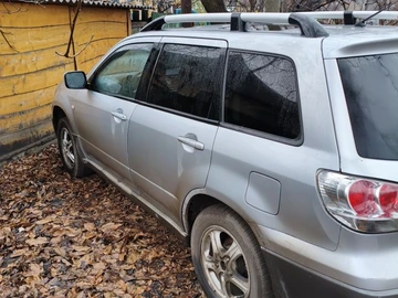 Авто Mitsubishi Outlander 2003 № 8202673