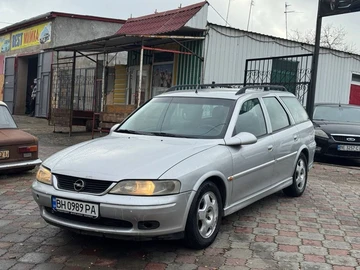 Авто Opel Vectra 1999 № 8202683