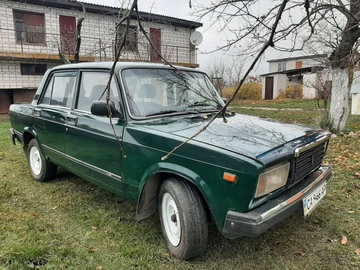 Авто ВАЗ 2107 1996 № 8202903