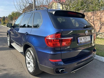Авто BMW X5 2010 № 8202923