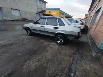 Авто ВАЗ 21099I 2003 № 8203006