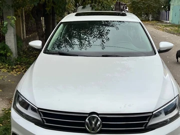 Авто Volkswagen Jetta 2012 № 8203007