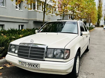 Авто Mercedes W124 1989 № 8203012