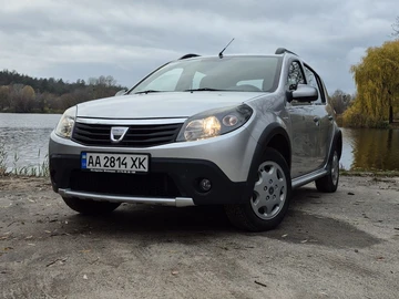 Авто Dacia Sandero 2009 № 8203021