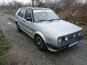 Авто Volkswagen Golf 1987 № 8203009