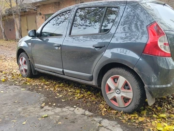 Авто Renault Sandero 2010 № 8203061
