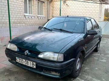 Авто Renault 19 1993 № 8203117