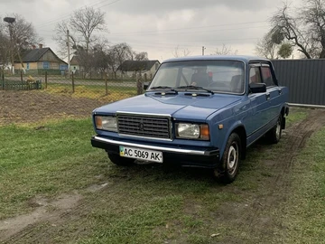 Авто ВАЗ 2107 1998 № 8203118