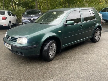 Авто Volkswagen Golf 2000 № 8203191