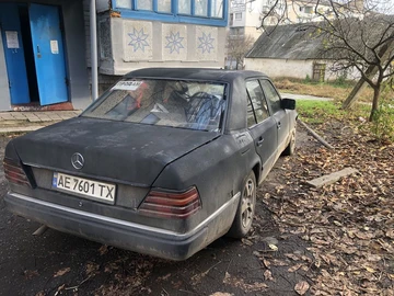 Авто Mercedes 250 1988 № 8203289
