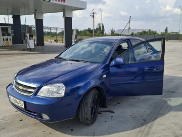 Авто Chevrolet Lacetti 2005 № 8203385