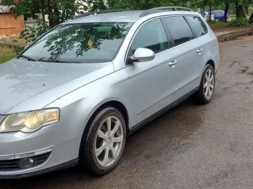 Авто Volkswagen Passat Variant 2006 № 8203395