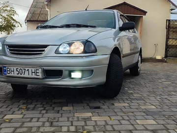 Авто Toyota Avensis 1998 № 8203402