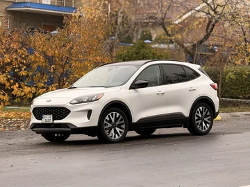 Авто Ford Escape 2020 № 8203438