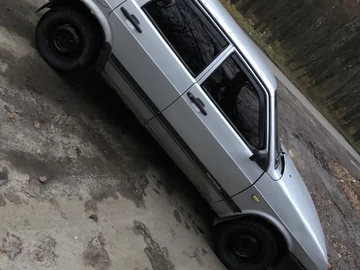 Авто ВАЗ 2109 1998 № 8203442