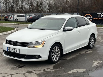 Авто Volkswagen Jetta 2014 № 8203502