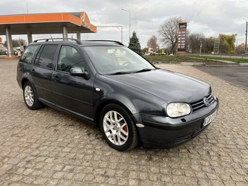 Авто Volkswagen Golf 2000 № 8203504
